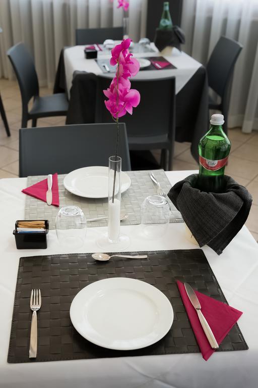 Kleopatra Design Hotel Napoli Eksteriør billede