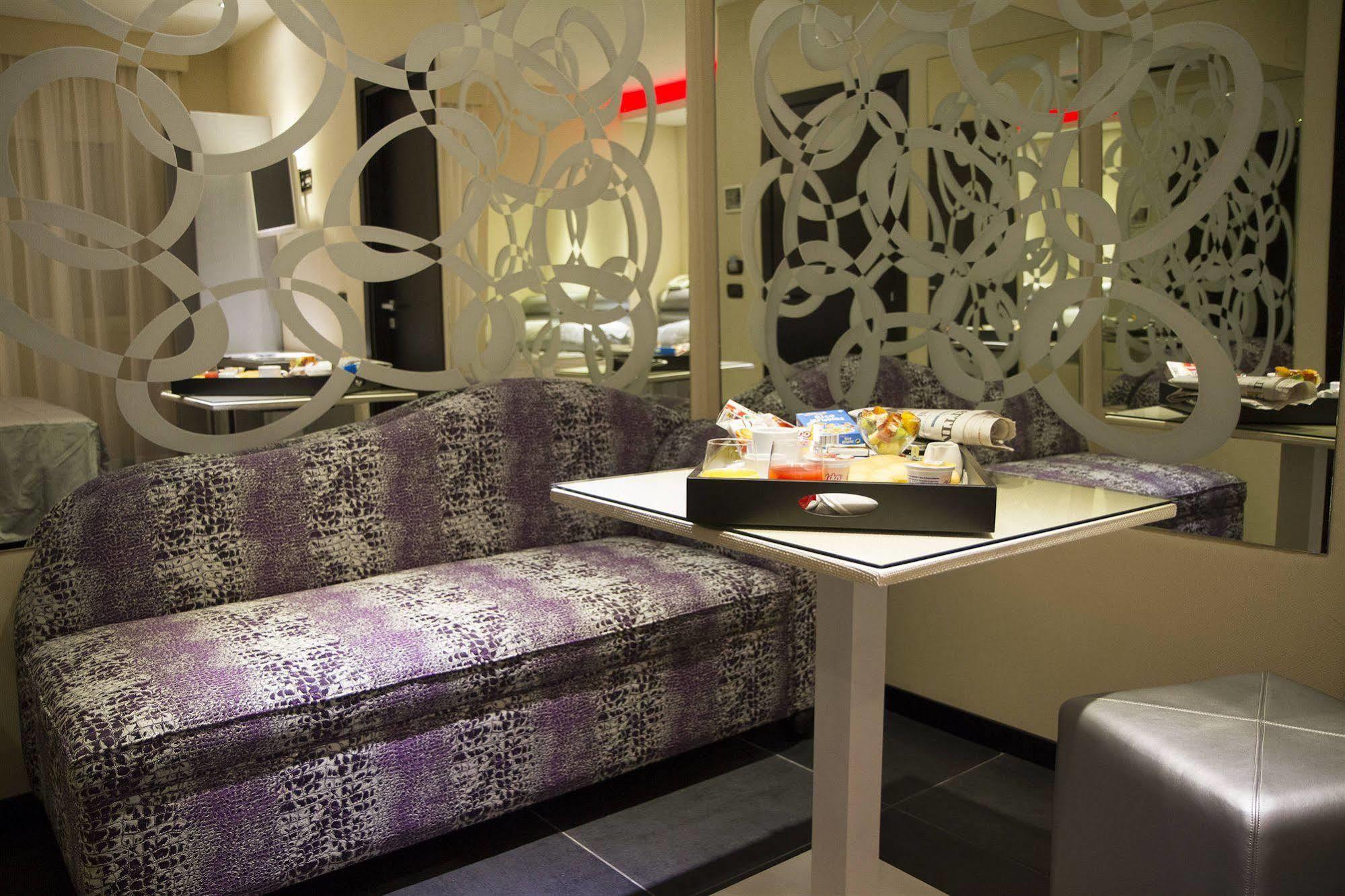 Kleopatra Design Hotel Napoli Eksteriør billede